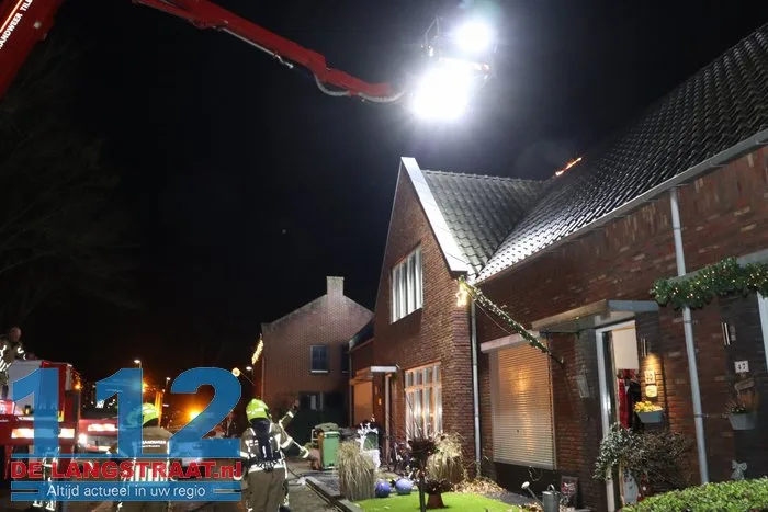 Uitslaande brand woning Loon op Zand 112 De Langstraat