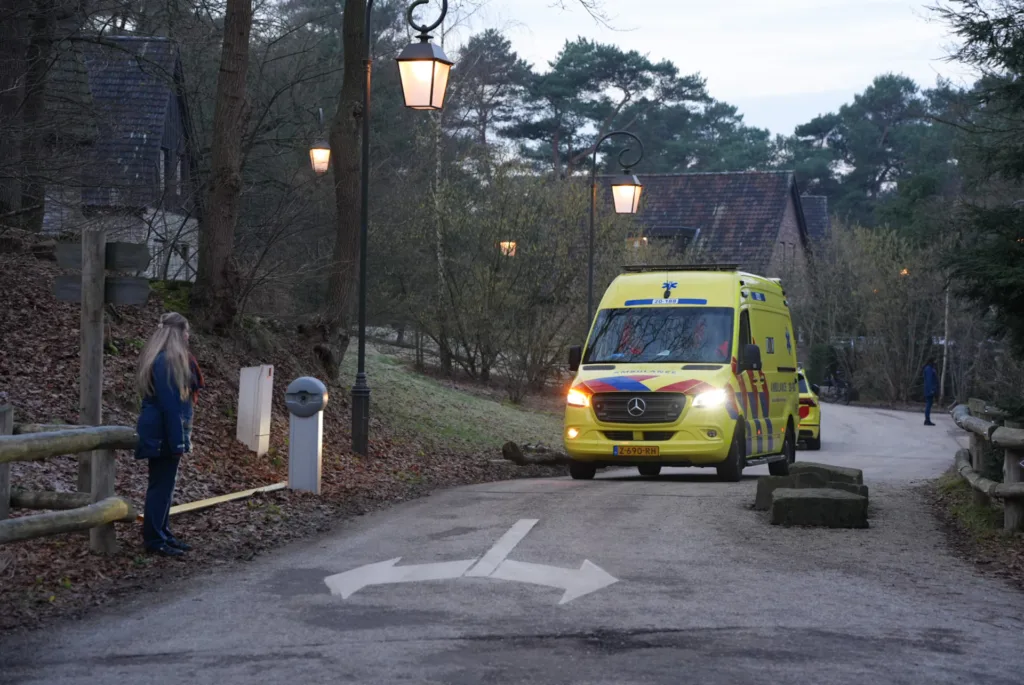 Overleden persoon gevonden op terras van vakantiewoning in Efteling 112 De Langstraat