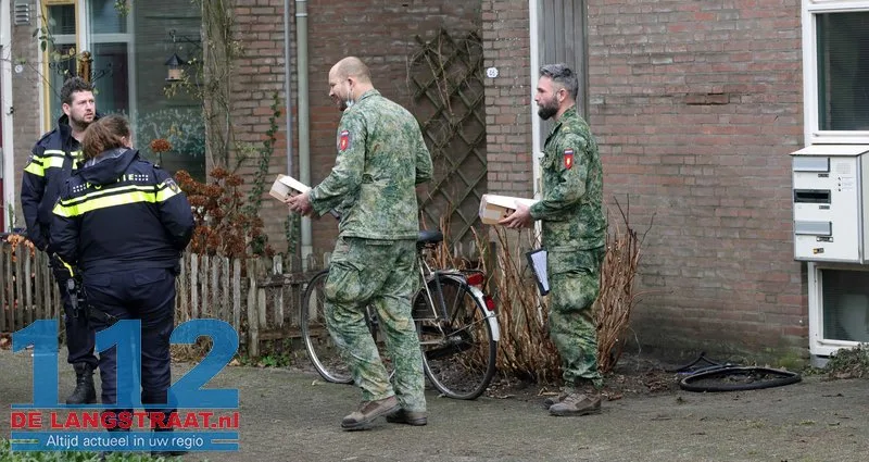 Onderzoek afgerond: EOD neemt explosief materiaal mee uit Diederikhof 1 Onderzoek afgerond: EOD neemt explosief materiaal mee uit Diederikhof 112 De Langstraat