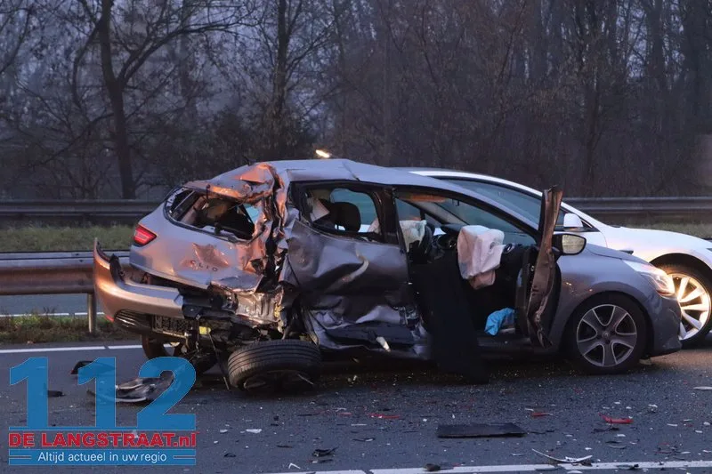 Flinke aanrijding op de A59 Waspik 112 De Langstraat