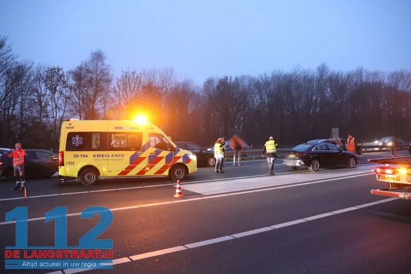 Flinke aanrijding op de A59 Waspik 112 De Langstraat