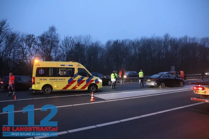 Flinke aanrijding op de A59 Waspik 112 De Langstraat