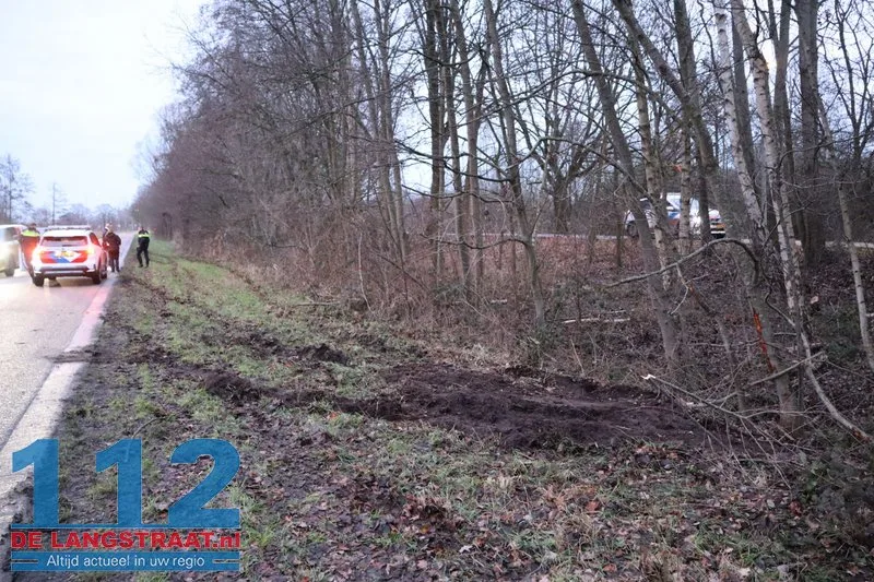 Politie lost waarschuwingsschot in Sprang-Capelle bij arrestatie verdachte van steekpartij 19 Politie lost waarschuwingsschot in Sprang-Capelle bij arrestatie verdachte van steekpartij 112 De Langstraat