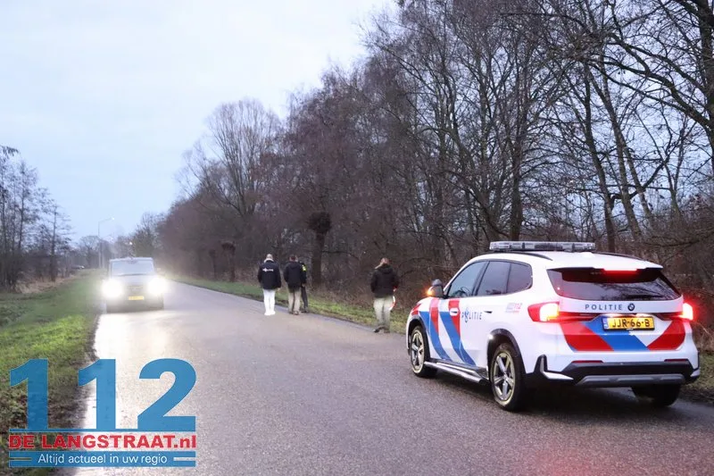 Politie lost waarschuwingsschot in Sprang-Capelle bij arrestatie verdachte van steekpartij 20 Politie lost waarschuwingsschot in Sprang-Capelle bij arrestatie verdachte van steekpartij 112 De Langstraat