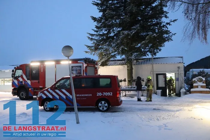 Deel kassencomplex bloemsierkunst Ilyas ingestort door sneeuwval 2 Deel kassencomplex bloemsierkunst Ilyas ingestort door sneeuwval 112 De Langstraat