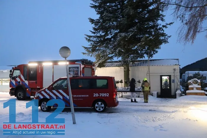 Deel kassencomplex bloemsierkunst Ilyas ingestort door sneeuwval 4 Deel kassencomplex bloemsierkunst Ilyas ingestort door sneeuwval 112 De Langstraat