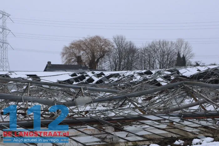 Kassen bezwijken onder sneeuw, levenswerk van Ilyas na 47 jaar verwoest 112 De Langstraat