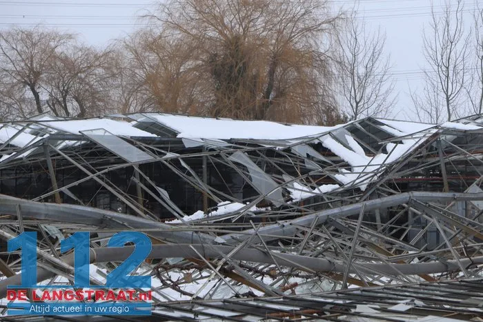 Kassen bezwijken onder sneeuw, levenswerk van Ilyas na 47 jaar verwoest 112 De Langstraat