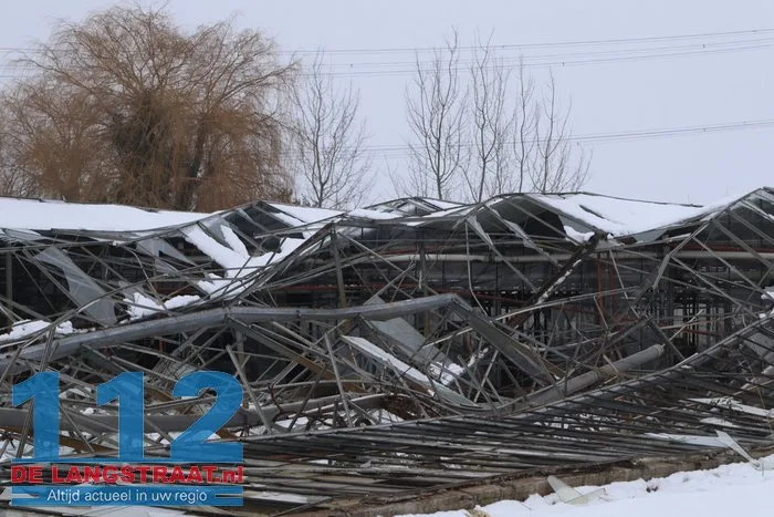 Kassen bezwijken onder sneeuw, levenswerk van Ilyas na 47 jaar verwoest 112 De Langstraat