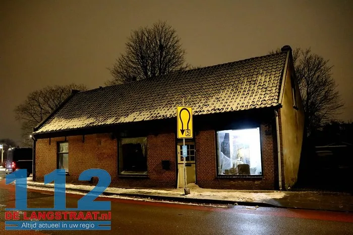 Arrestatieteam treft werkende cocaïnewasserij aan in Sprang-Capelle 27 Arrestatieteam treft werkende cocaïnewasserij aan in Sprang-Capelle 112 De Langstraat