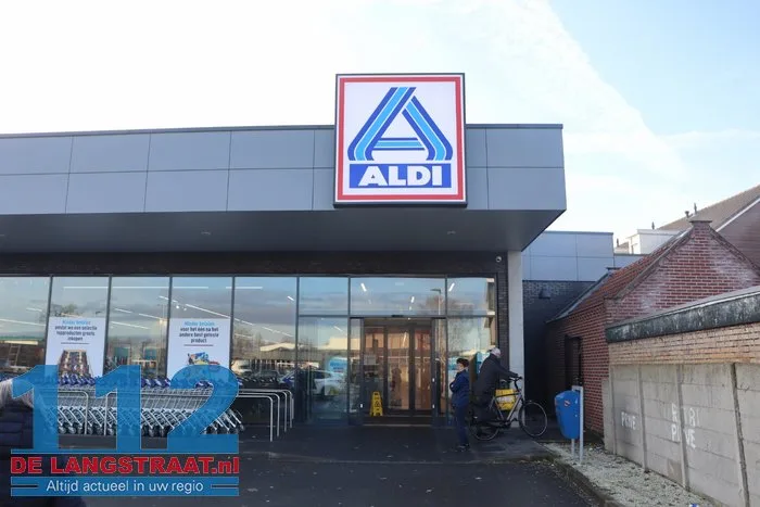 Brand in perscontainer bij Aldi Kaatsheuvel, woningen ontruimd 112 De Langstraat