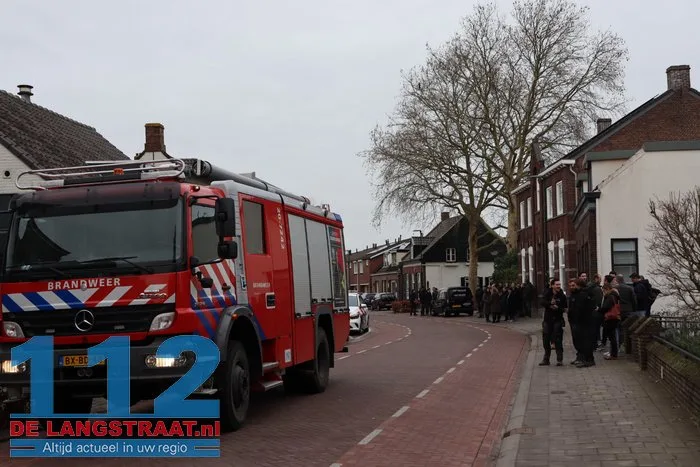 Sterke brandlucht op meerdere plekken bij bedrijf in Loon op Zand: tientallen medewerkers geëvacueerd 112 De Langstraat