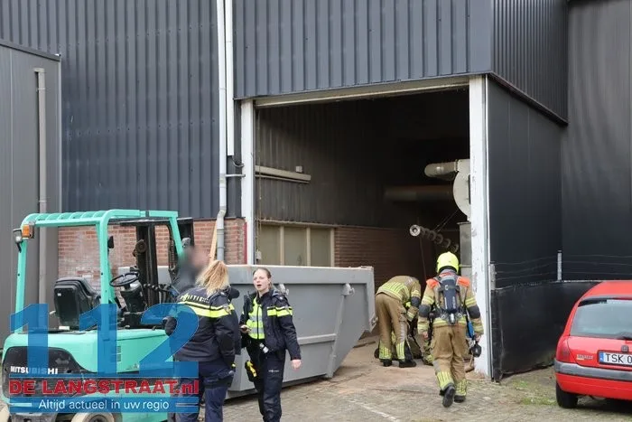 Sterke brandlucht op meerdere plekken bij bedrijf in Loon op Zand: tientallen medewerkers geëvacueerd 112 De Langstraat
