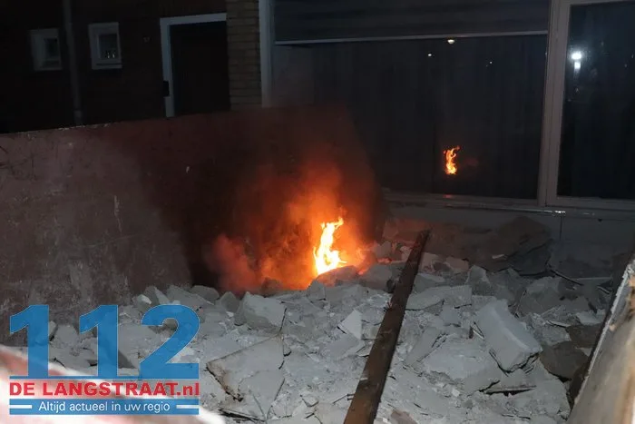 Brand in bouwcontainer Willem de Zwijgerlaan Kaatsheuvel 2 Brand in bouwcontainer Willem de Zwijgerlaan Kaatsheuvel 112 De Langstraat