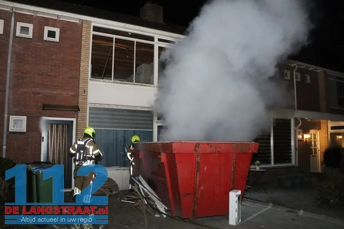 Brand in bouwcontainer Willem de Zwijgerlaan Kaatsheuvel 5 Brand in bouwcontainer Willem de Zwijgerlaan Kaatsheuvel 112 De Langstraat