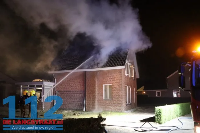Uitslaande brand in woning Heistraat Sprang-Capelle 112 De Langstraat