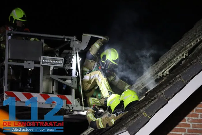 Uitslaande brand in woning Heistraat Sprang-Capelle 112 De Langstraat