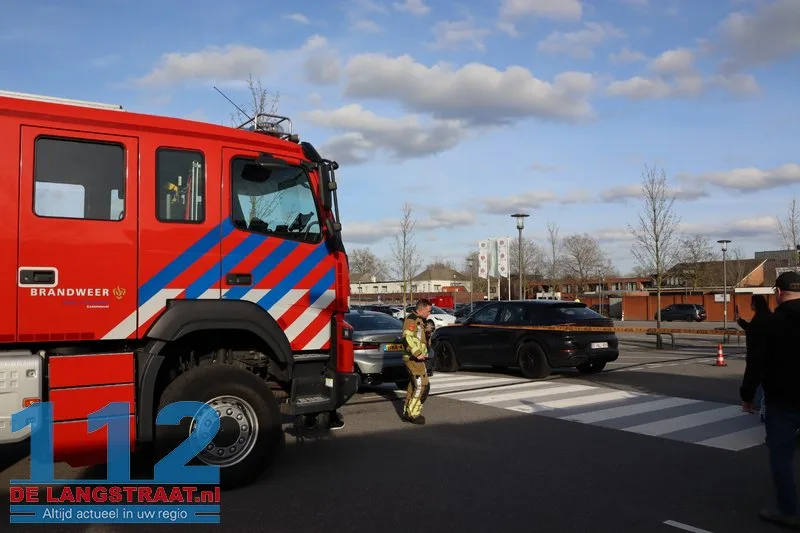 LPG-tank lekt in Kaatsheuvel: parkeerplaats en Albert Heijn tijdje dicht 112 De Langstraat