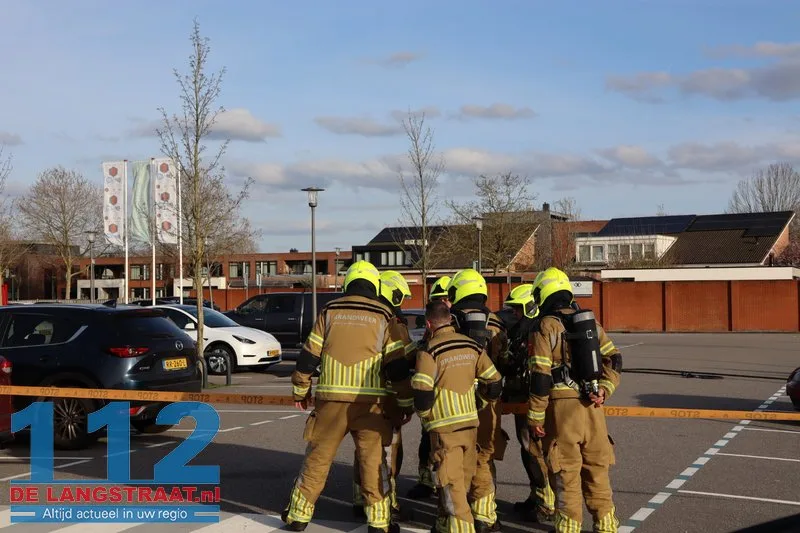 LPG-tank lekt in Kaatsheuvel: parkeerplaats en Albert Heijn tijdje dicht 112 De Langstraat