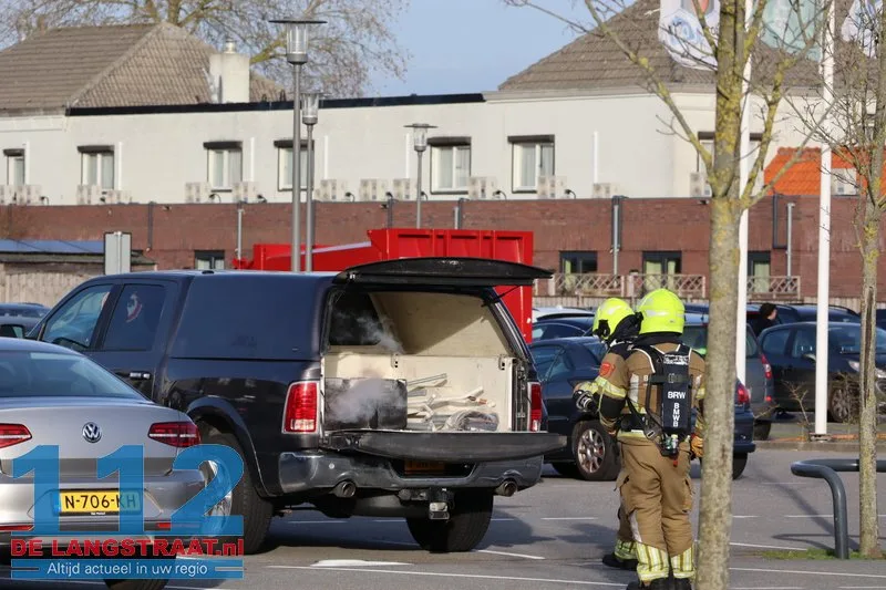 LPG-tank lekt in Kaatsheuvel: parkeerplaats en Albert Heijn tijdje dicht 112 De Langstraat