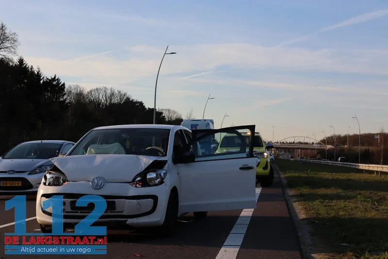 Auto’s botsen op Midden-Brabantweg in Loon op Zand, file tot aan de Efteling 112 De Langstraat