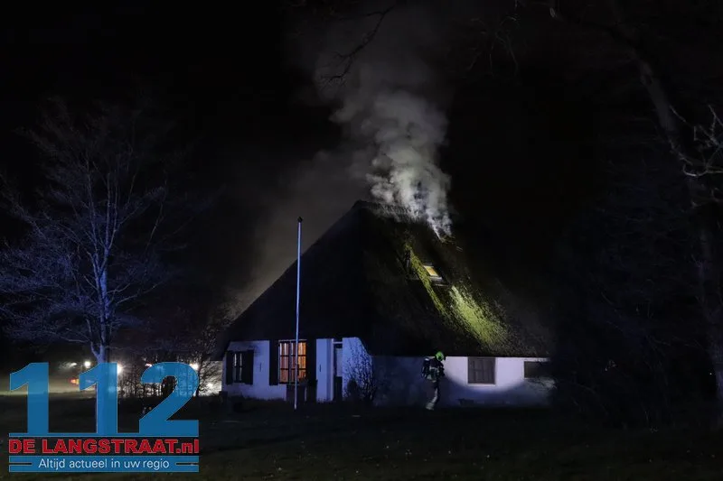 Grote brand in boerderij met rieten dak Loon op Zand 112 De Langstraat
