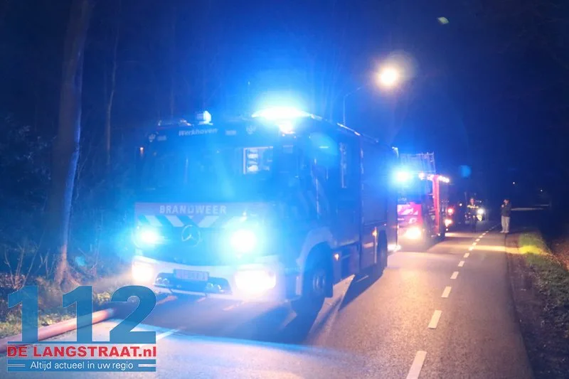 Grote brand in boerderij met rieten dak Loon op Zand 112 De Langstraat