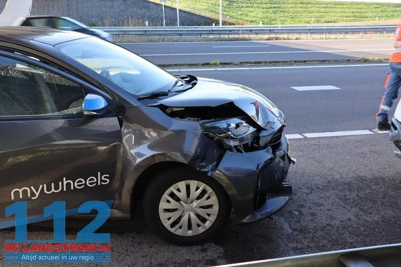 Dagje Efteling eindigt in ravage op A59: Drie auto's betrokken bij kettingbotsing 112 De Langstraat