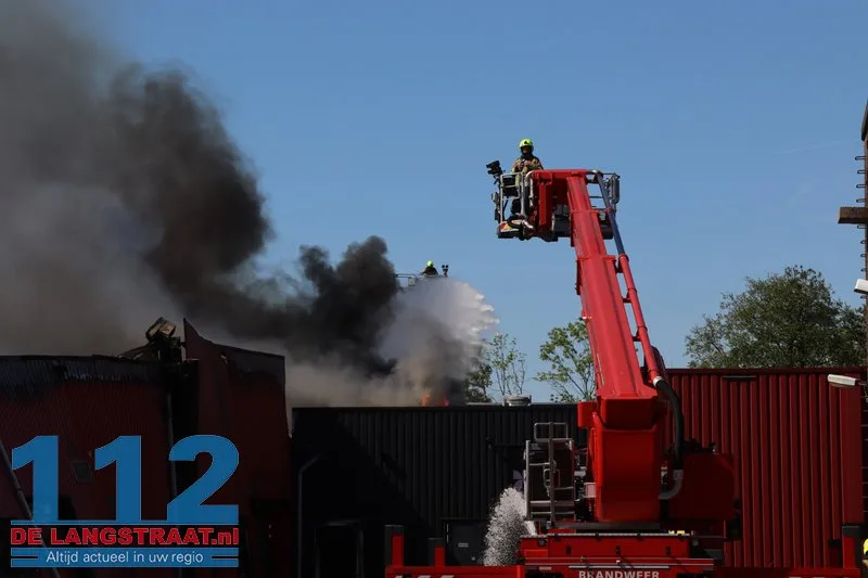 Ravage op woonboulevard Waalwijk pas na uren volledig zichtbaar: De schade is enorm 112 De Langstraat
