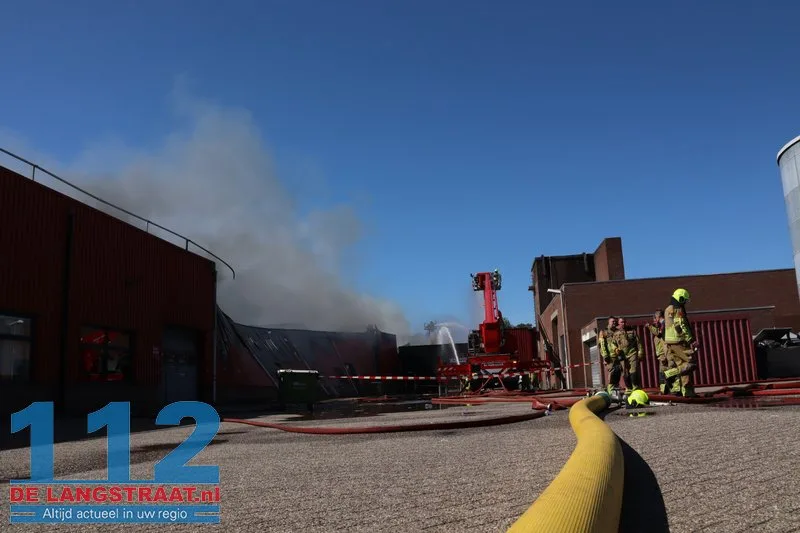 Ravage op woonboulevard Waalwijk pas na uren volledig zichtbaar: De schade is enorm 112 De Langstraat