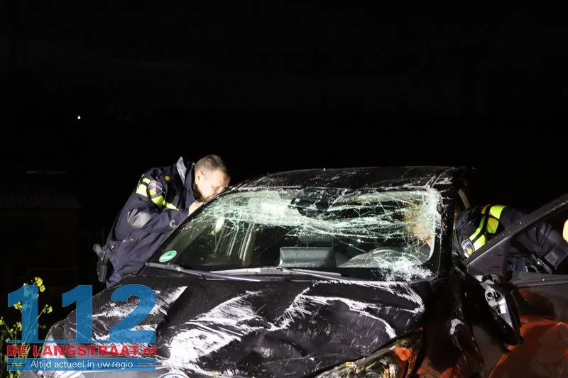 Zoekactie na crash deelauto in sloot aan Weteringweg: Bestuurder spoorloos 112 De Langstraat