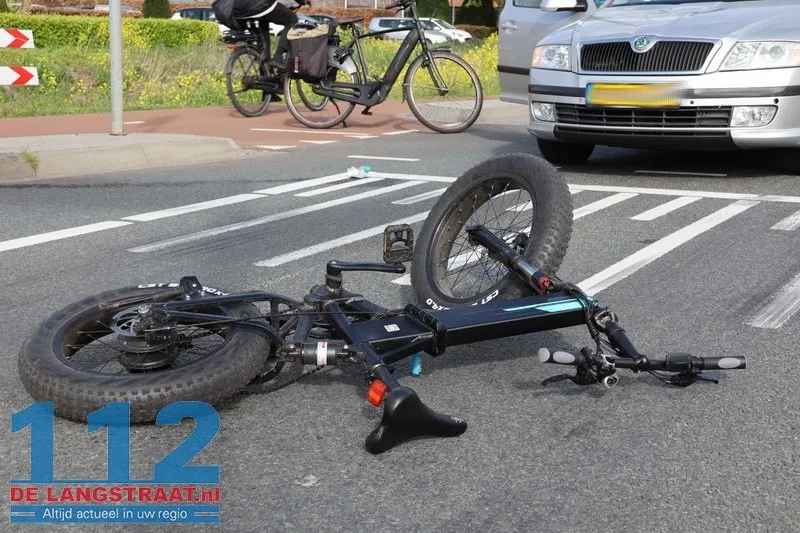 Fatbiker gewond na botsing met onder invloed verkerende automobilist Biesbosweg 112 De Langstraat