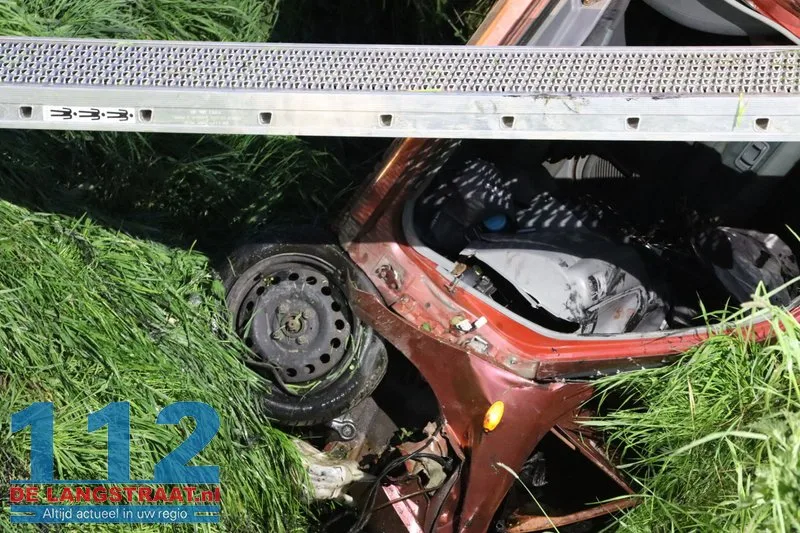 Automobilist zwaargewond bij ongeluk in Sprang-Capelle 23 Automobilist zwaargewond bij ongeluk in Sprang-Capelle 112 De Langstraat