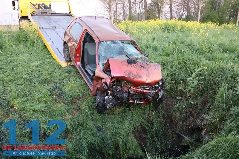 Automobilist zwaargewond bij ongeluk in Sprang-Capelle 26 Automobilist zwaargewond bij ongeluk in Sprang-Capelle 112 De Langstraat