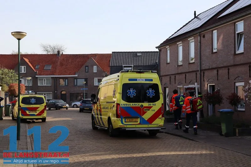 Baby verdrinkt bijna tijdens het baden, kind met spoed naar het ziekenhuis Kaatsheuvel 112 De Langstraat