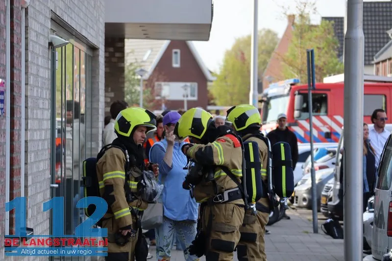 Telefoon vat vlam bij locatie van Jeroen Bosch Ziekenhuis in Drunen, pand ontruimd 14 Telefoon vat vlam bij locatie van Jeroen Bosch Ziekenhuis in Drunen, pand ontruimd 112 De Langstraat