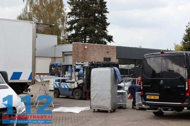 Politie treft drugslab aan na voertuigcontrole in Loon op Zand 4 Politie treft drugslab aan na voertuigcontrole in Loon op Zand 112 De Langstraat