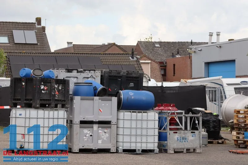 Politie treft drugslab aan na voertuigcontrole in Loon op Zand 7 Politie treft drugslab aan na voertuigcontrole in Loon op Zand 112 De Langstraat