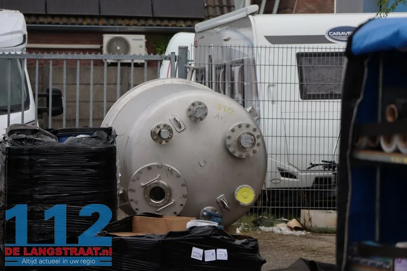 Politie treft drugslab aan na voertuigcontrole in Loon op Zand 12 Politie treft drugslab aan na voertuigcontrole in Loon op Zand 112 De Langstraat