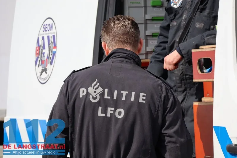 Politie treft drugslab aan na voertuigcontrole in Loon op Zand 17 Politie treft drugslab aan na voertuigcontrole in Loon op Zand 112 De Langstraat