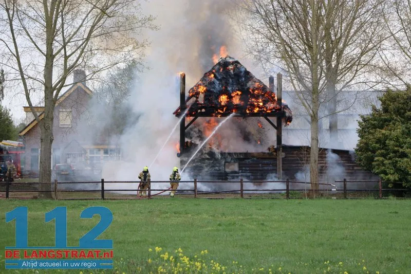 Brand in hooischuur bij dierenpension in Oudheusden 112 De Langstraat