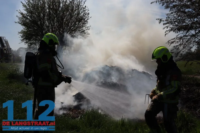 Veel rook bij buitenbrand Lage Zandschel Kaatsheuvel 112 De Langstraat