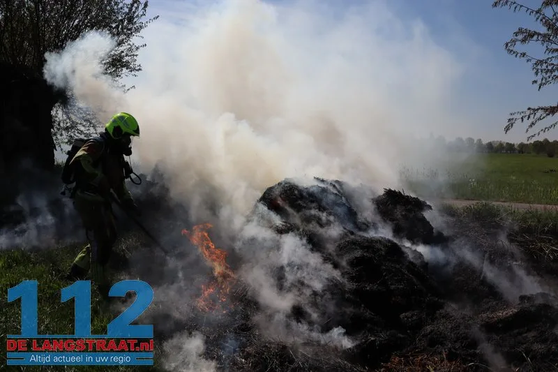Veel rook bij buitenbrand Lage Zandschel Kaatsheuvel 112 De Langstraat