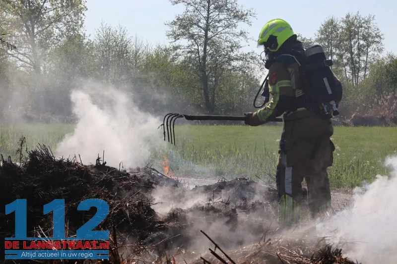Veel rook bij buitenbrand Lage Zandschel Kaatsheuvel 112 De Langstraat