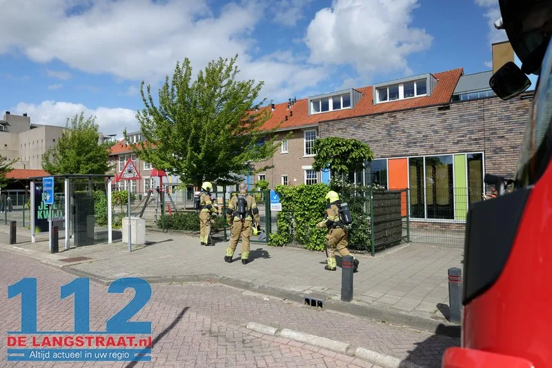 Rookontwikkeling door defecte lamp leidt tot ontruiming Teresiaschool Waalwijk 112 De Langstraat