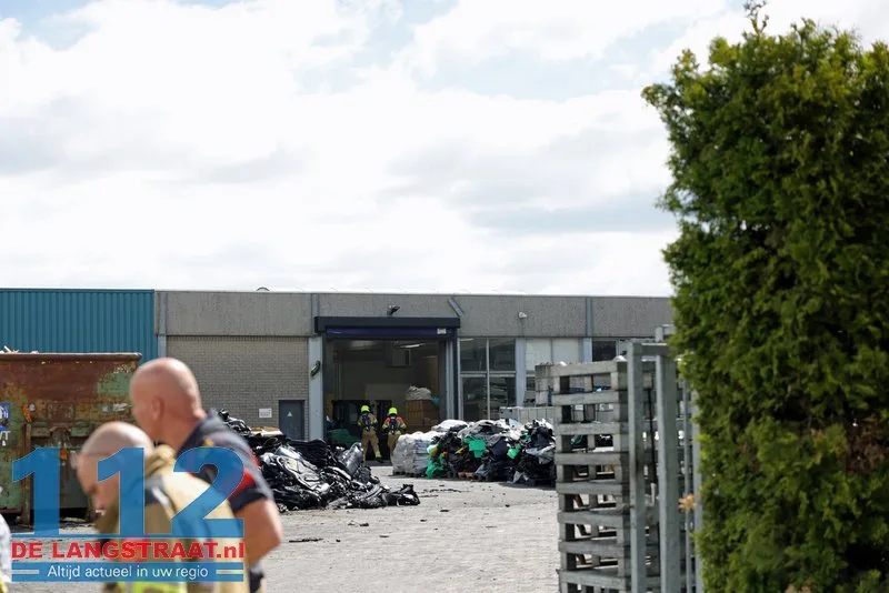 Brandweer voorkomt erger bij bedrijfspand DRI Rubber Waalwijk 112 De Langstraat