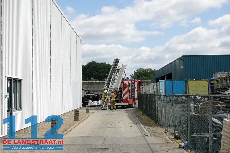 Brandweer voorkomt erger bij bedrijfspand DRI Rubber Waalwijk 112 De Langstraat