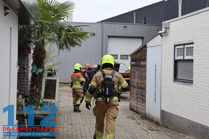 Sloep vliegt in brand tijdens werkzaamheden Loon op Zand 112 De Langstraat