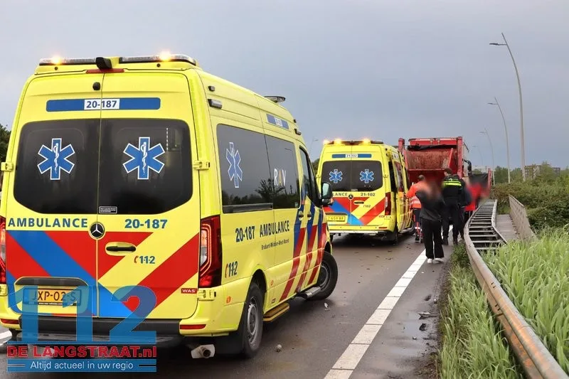 Ravage op Midden-Brabantweg door kettingbotsing: Brandweer bevrijdt bekneld slachtoffer 112 De Langstraat