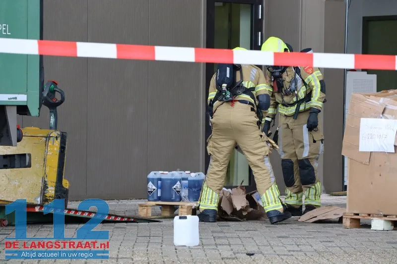 Ontruiming bij Baanbrekers na lekkage van gevaarlijke stof op buitenterrein Waalwijk 112 De Langstraat